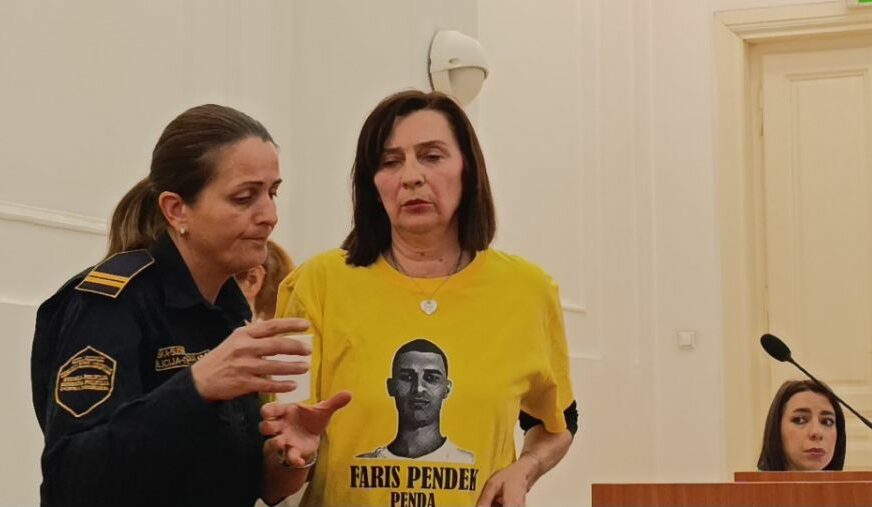 Suđenje zbog ubistva Farisa Pendeka