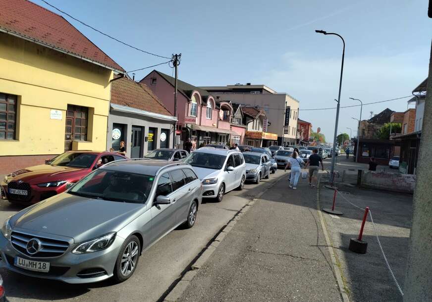Gradiška, prelaz, kolone, gužve
