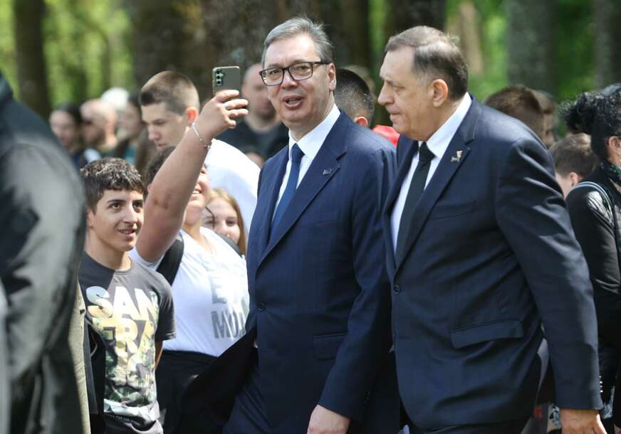 Milorad Dodik, Aleksandar Vučić, Donja Gradina