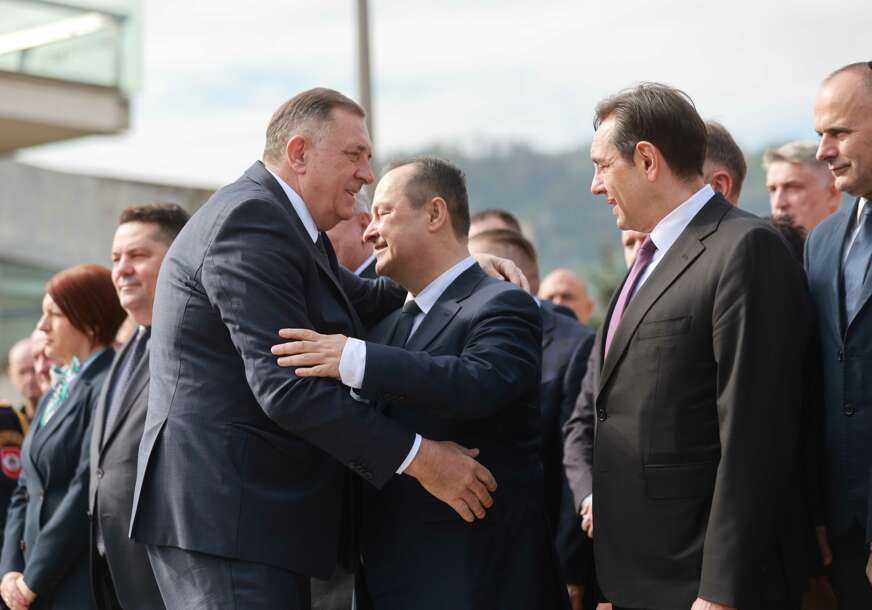 "Molim se za njegovo zdravlje i snagu" Dodik uputio riječi podrške Dačiću