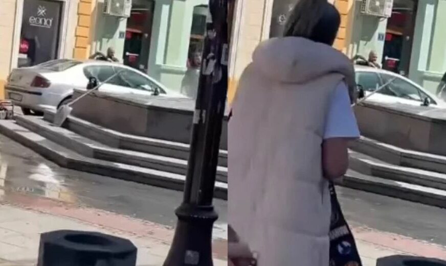 Pere automobil u fontani