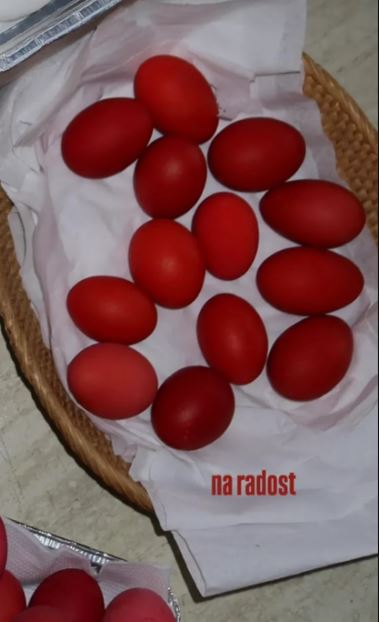 Pripreme za Vaskrs u domu Lepe Brene