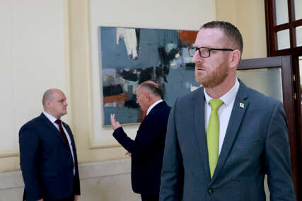 Šta je veće zlo, nacrt budžeta ili amandmani: Branislav Čerek kritikovao usvojeni bućkuriš