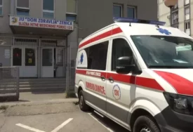 HOROR U ZENICI Žena (47) počinila samoubistvo skokom sa 5. sprata zgrade