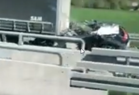 POGINULE 3 OSOBE Detalji teške saobraćajne nesreće na auto-putu 9. januar, 2 osobe prevezene u UKC RS