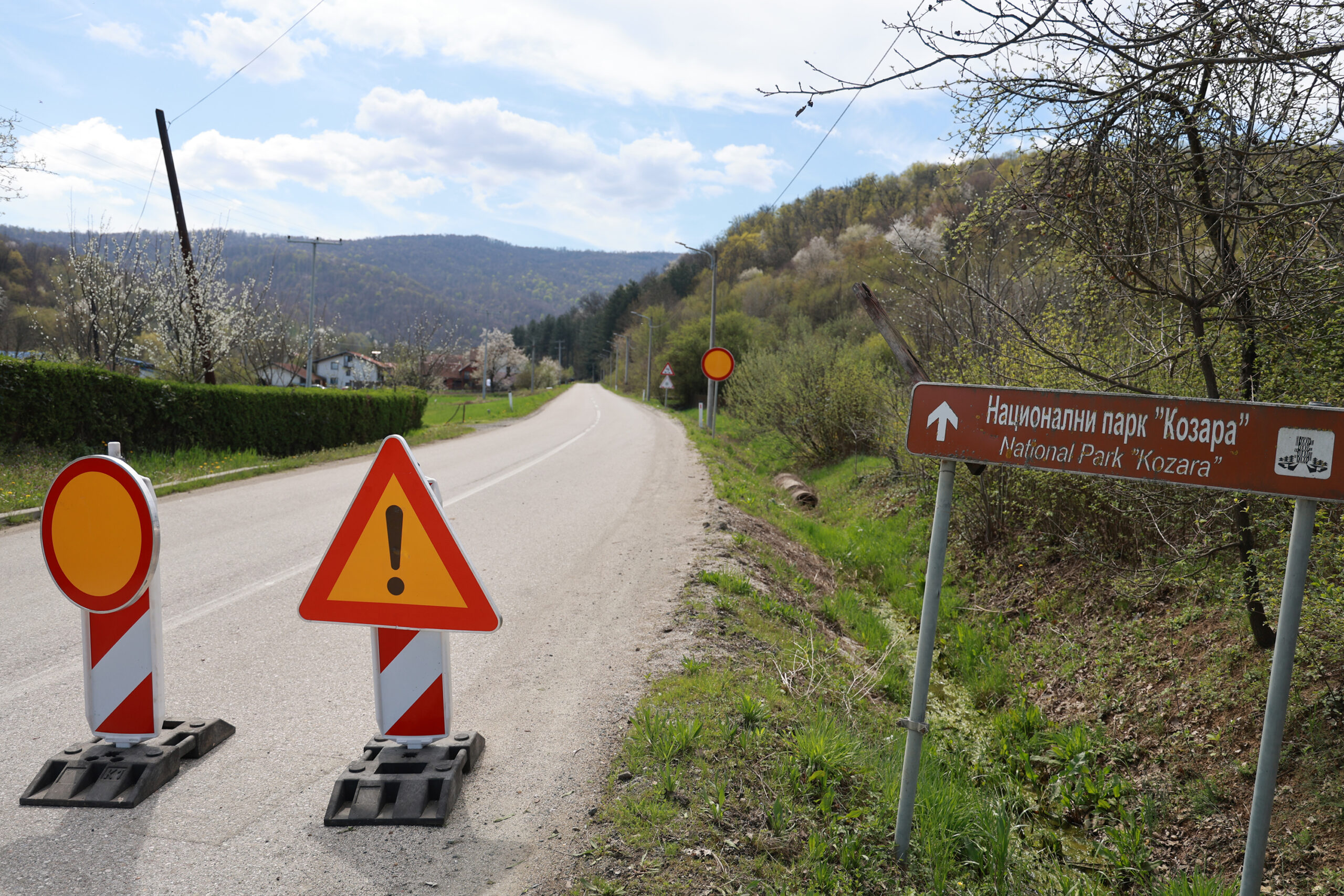Većina puteva prohodna bez zastoja, ali magla, odroni i brojni radovi usporavaju saobraćaj