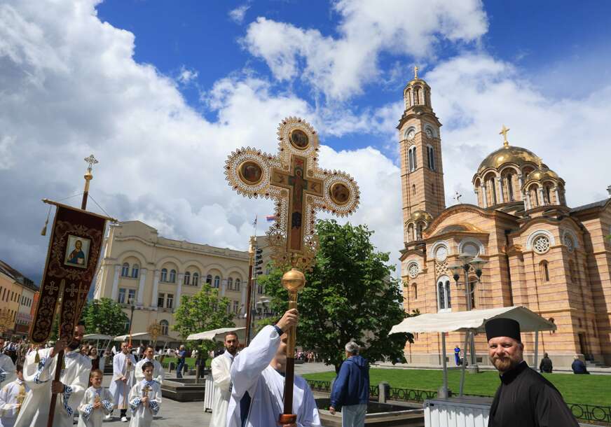 (VIDEO, FOTO)"Vjera, jedinstvo, ljubav" Tradicionalna spasovdanska litija povodom krsne slave Grada Banjaluka