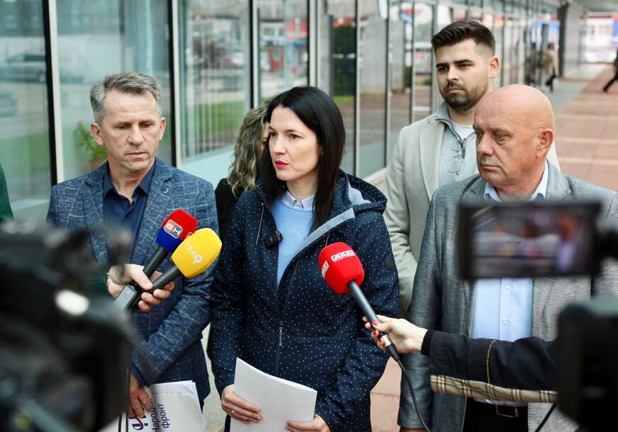 FOTO: NARODNI FRONT