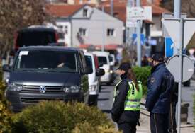 Horor u Sjevernoj Makedoniji: Muškarac (48) SJEKIROM UBIO OCA, teško ranio majku