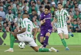 (FOTO) GORIĆE FIRENCA Betis zakoračio ka finalu Lige konferencija, Ranijeri sačuvao Fjorentini nadu pred revanš