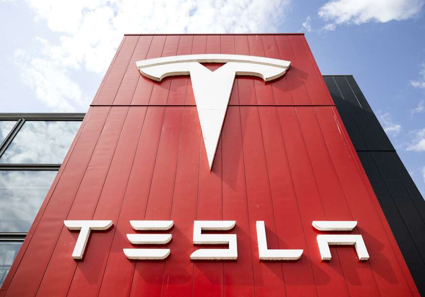Zabrinjavajuće brojke: Tesla 4 mjeseca uzastopno bilježi PAD PRODAJE u Evropi
