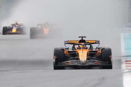 (FOTO) DRAMA U MAJAMIJU Prekinuta trka Formule 1, poznat i razlog