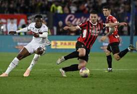 Jović i Pavlović bez trofeja: Fudbaleri Bolonje pobijedili Milan i osvojili Kup Italije