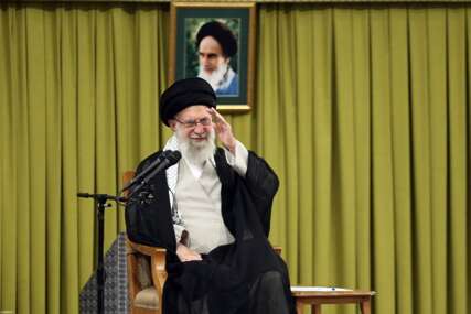 Iranski vođa osuo paljbu po Trampu  "Nije govorio istinu kada je rekao da želi mir na Bliskom istoku"