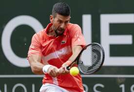 MAĐAR NIJE IMAO ŠANSE Novak na odličan način otvorio turnir u Ženevi