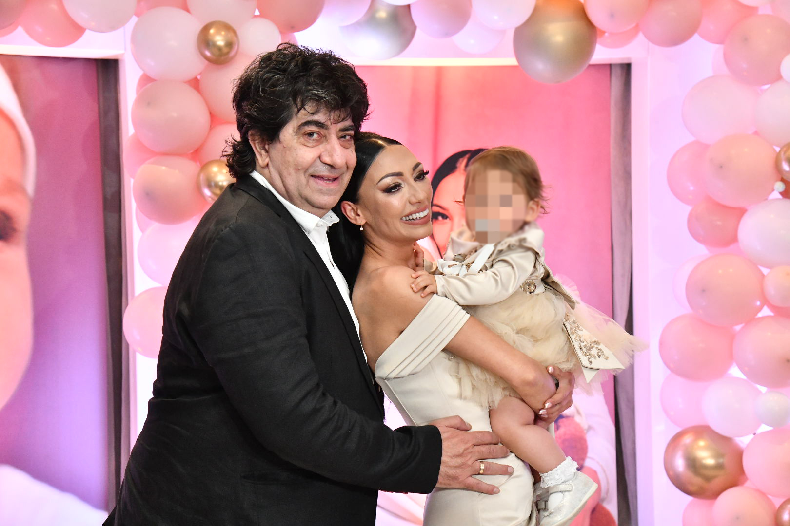 Zorana Simeunović pokazala kako slavi slavu