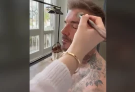(VIDEO) BEKAM U NEVIĐENOM IZDANJU Bivši fudbalski as se šminka, Viktorija sve objavila javno