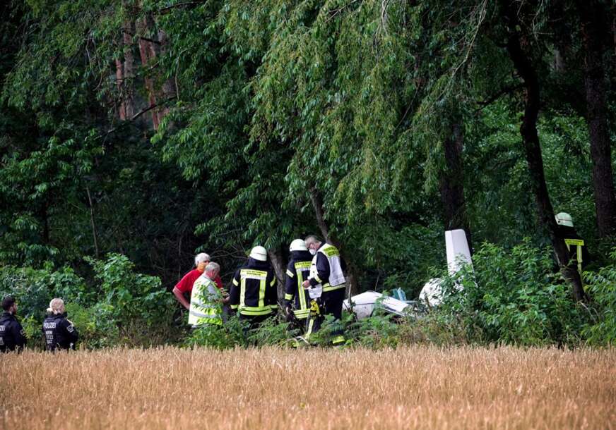 Spasavali ga vatrogasci i helikopter: Mladić iz BiH TEŠKO POVRIJEĐEN u Njemačkoj kada se kombijem prevrnuo u kanal