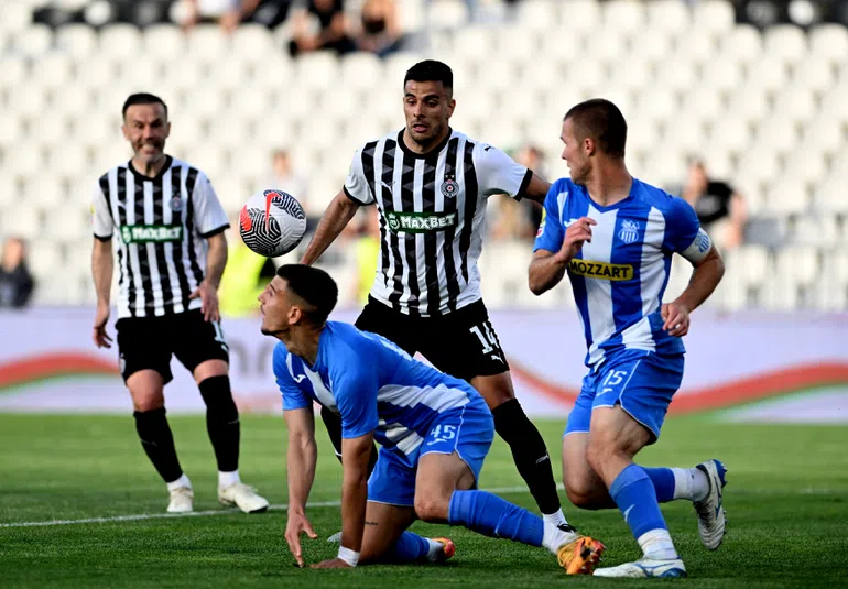 VEZISTA NAPUŠTA PARTIZAN Crno-bijeli inkasiraju ozbiljan novac, poznata suma transfera