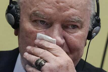 "Ostalo mu je nekoliko mjeseci ili čak nedjelja života" Ratko Mladić u VEOMA TEŠKOM zdravstvenom stanju