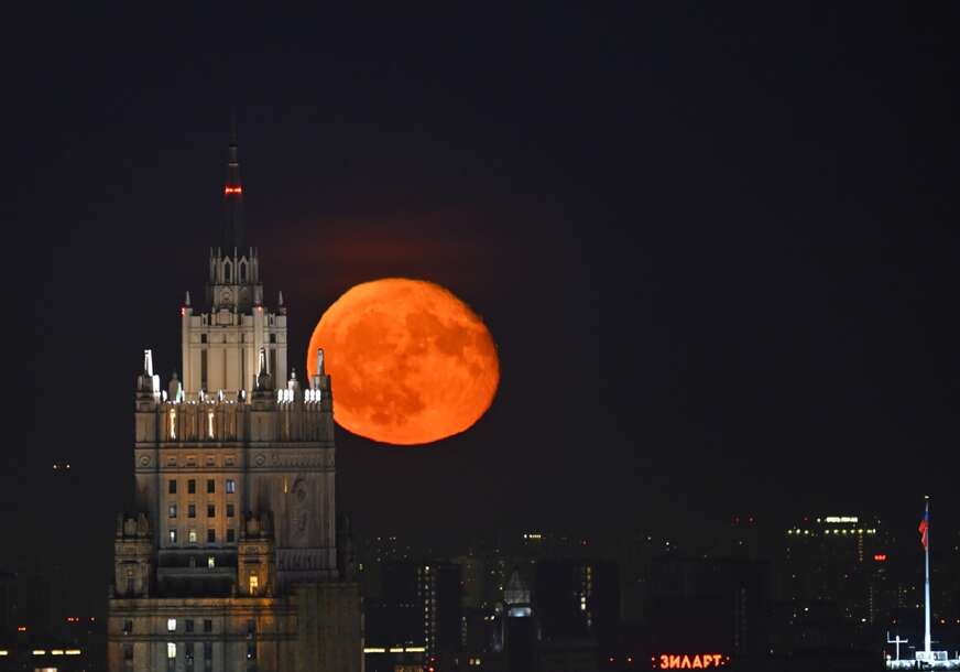 pun mjesec u moskvi