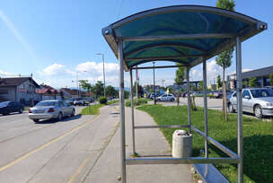 autobusko stajalište u banjaluci