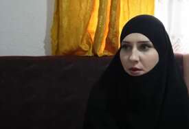 (VIDEO) Amira prošla kroz pakao kraj 2 supruga i pobjegla s kćerkom: Ono što joj je učinila sadašnja žena njenog bivšeg muža šokira