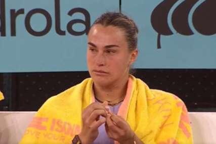 (VIDEO) Za sve je kriva Marta i njena SVAĐA SA SUDIJOM: Sabalenka postala viralna na društvenim mrežama zbog ovog poteza