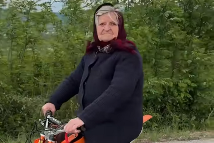 (VIDEO) Godine nisu prepreka za avanturu: Baka VOZI MOTOR u 88. godini, otkrila i koliko brzo