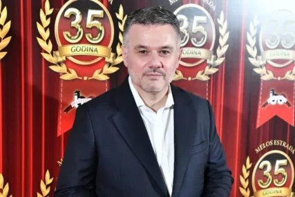 (VIDEO) "TO SU ZA MENE USB PJEVAČI" Bane Obradović o mladim izvođačima, otkrio i da li želi da sarađuje sa njima