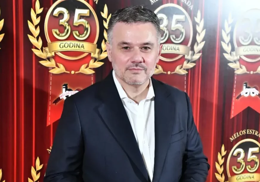 (VIDEO) "TO SU ZA MENE USB PJEVAČI" Bane Obradović o mladim izvođačima, otkrio i da li želi da sarađuje sa njima