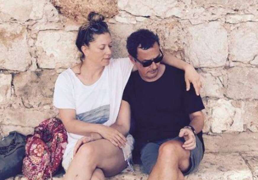 (FOTO) "Gledali su ga KAO DA JE SA DRUGE PLANETE" Ovo je suprug Branke Katić, zaljubili su se na prvi pogled