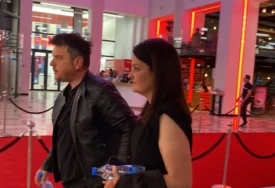 (VIDEO) "15 godina radimo zajedno" Ovo je supruga pjevača Borisa Režaka, rijetko je viđamo u javnosti