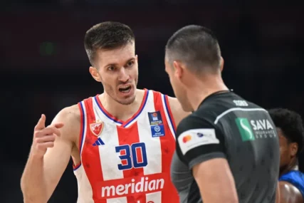 POSLALI GA U SVLAČIONICU Petrušev je zbog ovoga izbačen sa meča Zvezda – Budućnost