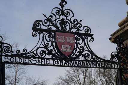 UDAR NA ČUVENI UNIVERZITET Harvard tužio Trampovu administraciju zbog skandalozne odluke