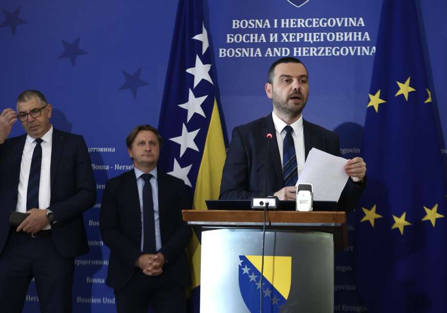Kazna više nije 110 KM, VEĆ ZATVOR I 200.000 KM: Novi zakon "reže" nemilosrdno, smjene ministara i direktora neizbježne