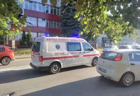 DIJETE VRBASOM NOSILA VODA Oglasila se policija, mališanu pružena ljekarska pomoć