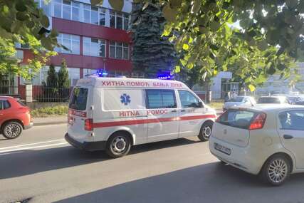 DIJETE VRBASOM NOSILA VODA Oglasila se policija, mališanu pružena ljekarska pomoć