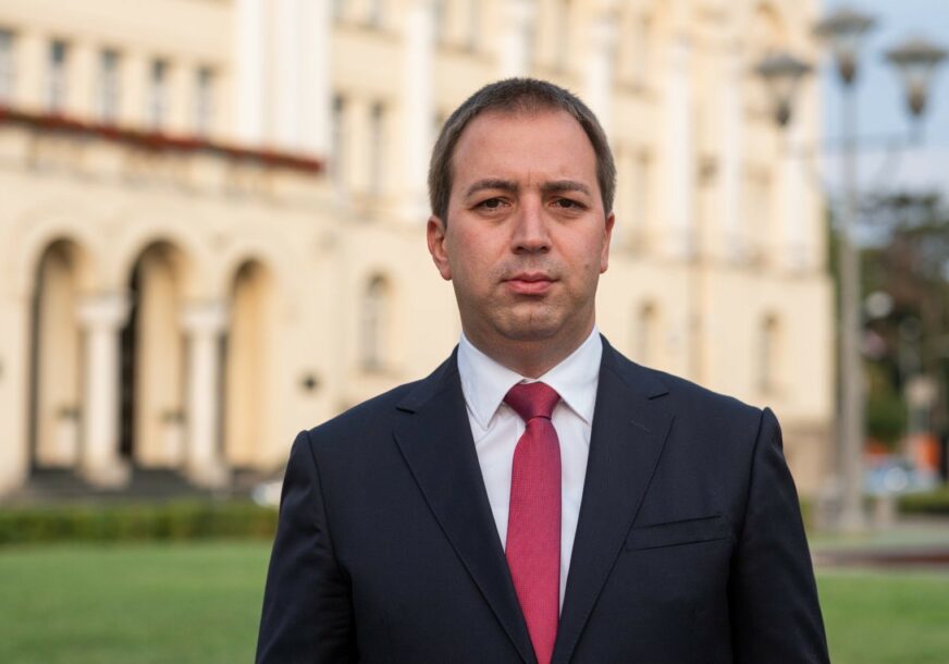 "Istina TREBA I MORA da se čuje" Selak čestitao Međunarodni dan slobode medija