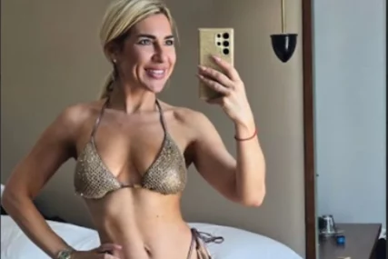 (FOTO) "Idem da sunčam izvajano zmijsko tijelo" Jovana Jeremić se SNIMALA U BIKINIJU, pa pokazala čime raspolaže