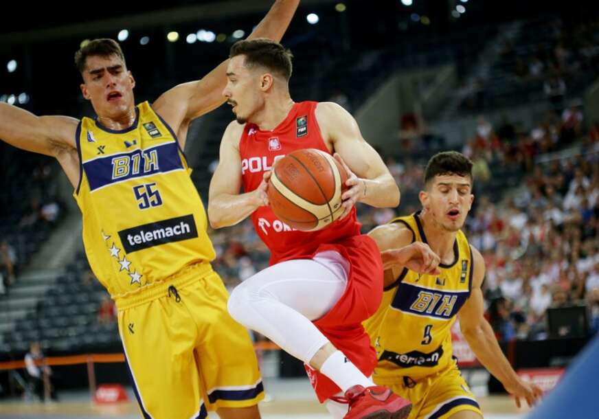 Luka Garza (lijevo)