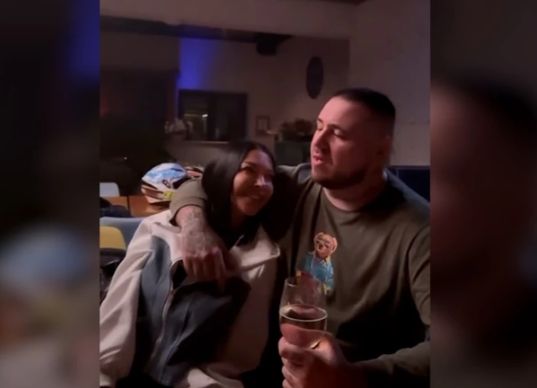 (VIDEO) Car joj pjeva Merlinovu pjesmu, ona ne skida osmijeh sa lica: Maja Marinković otišla u Crikvenicu kod Filipa, pa podijelila privatan snimak