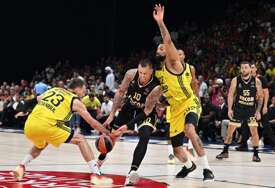 Marko Gudurić HEROJ u finalu, Hejs-Dejvis MVP: Košarkaši Fenerbahčea osvojili EVROLIGU