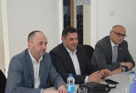 (FOTO) Snažan zamah NPS u Ugljeviku: Vidaković ponovo izabran za predsjednika, Banjac ima VELIKA OČEKIVANJA