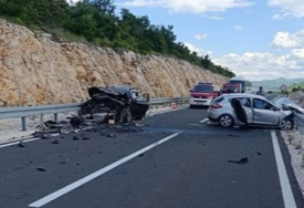 "Zbog nje nije bilo više poginulih" Ova hrabra doktorka je POMOGLA ŽRTVAMA nesreće kod Neuma, svjedok opisao dramatične scene