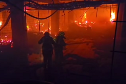 (VIDEO) "Zatvorite prozore" Stiglo upozorenje građanima Zagreba nakon izbijanja OGROMNOG POŽARA, vatrogasci jedva prišli stihiji
