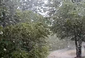 (VIDEO) SNIJEG PAO U HRVATSKOJ Talas hladnog vremena zahvatio region