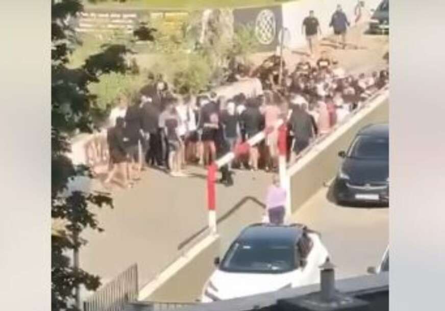 (VIDEO) "Mogla sam ovdje poginuti" Splićanka postala hit tokom masovne tuče navijača Dinama i Hajduka