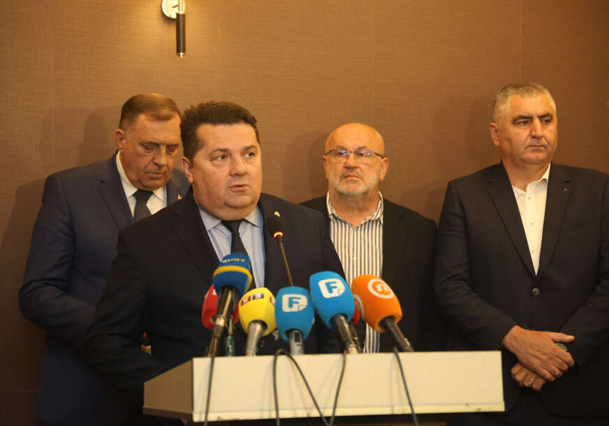 FOTO: SRNA/ BORISLAV ZDRINJA