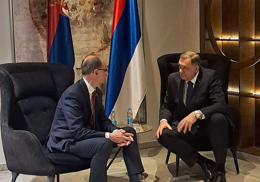 Počeo sastanak Dodika i Macuta: Prva posjeta Srpskoj kao premijer Srbije